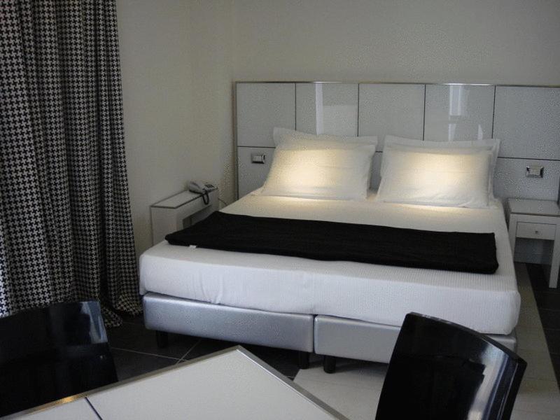 Atmosphere Suite Hotel Rimini Extérieur photo