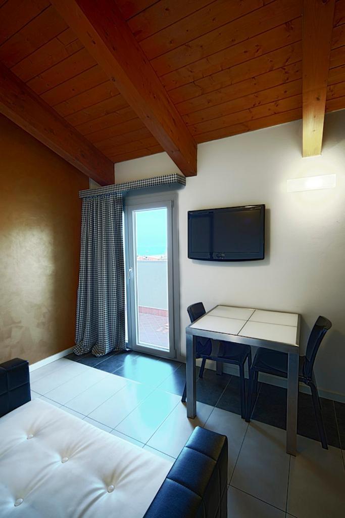 Atmosphere Suite Hotel Rimini Extérieur photo